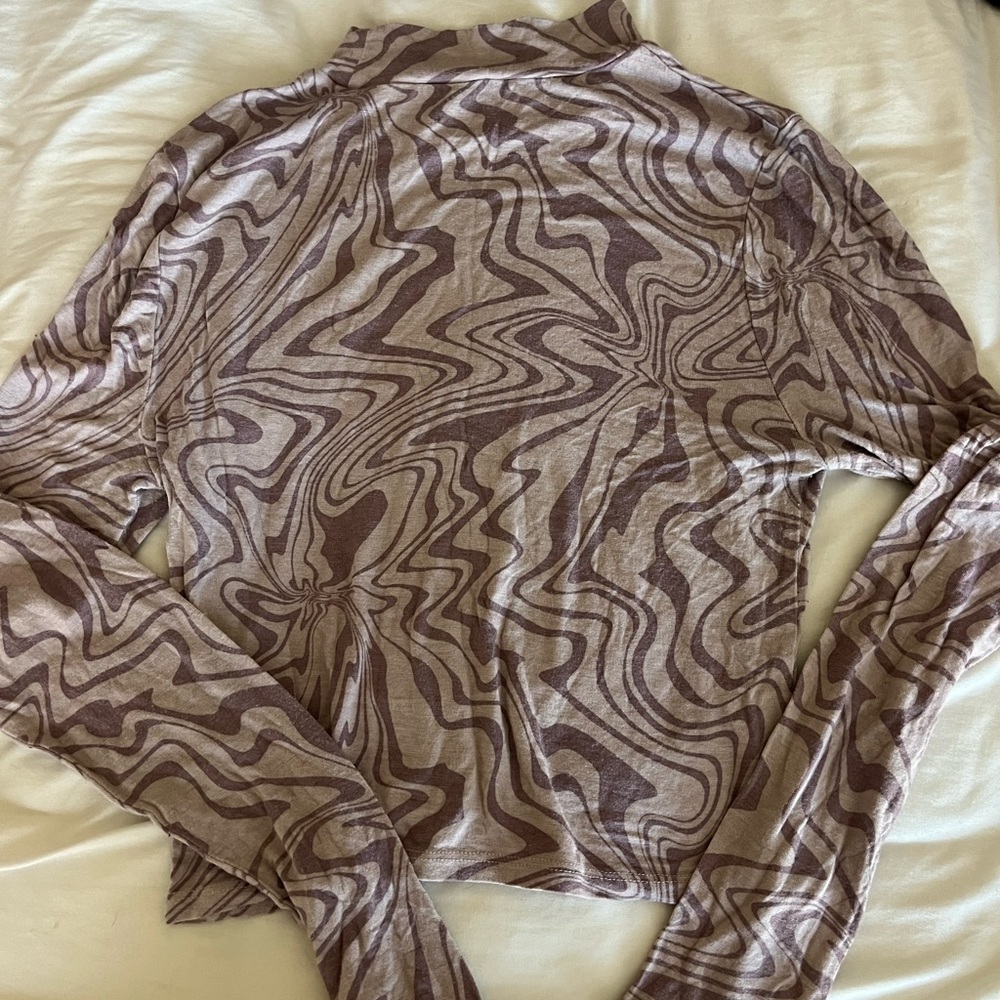 Pacsun purple marble turtleneck
